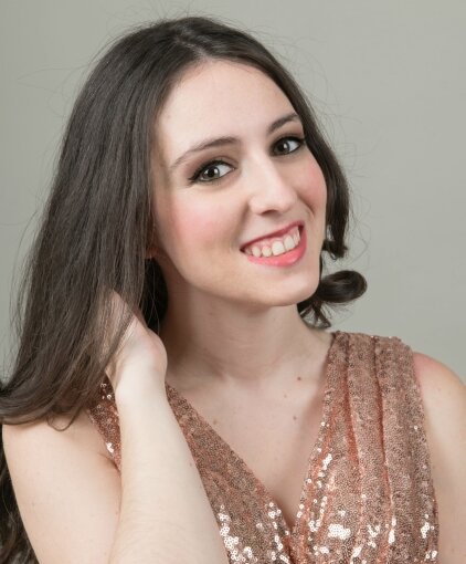Alessia Minicucci Soprano leggero Candle Concert Narni Umbria Alessia Minicucci Soprano leggero Candle Concert Narni Umbria